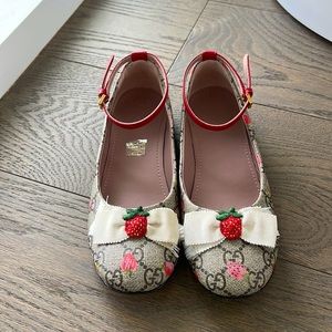 Kids Gucci shoes